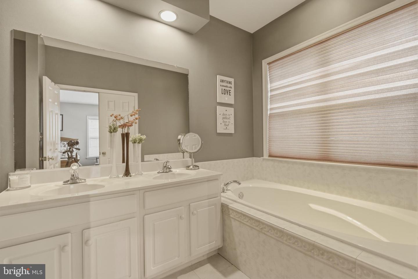 1511 ARTILLERY TER NE, LEESBURG, Virginia 20176, 4 Bedrooms Bedrooms, ,3 BathroomsBathrooms,Residential,For sale,1511 ARTILLERY TER NE,VALO2115836 MLS # VALO2115836