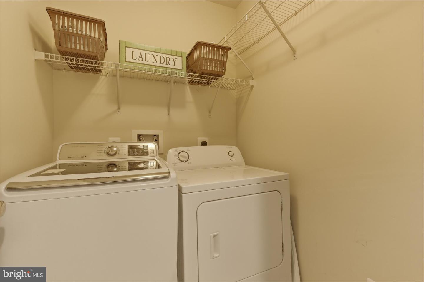 1511 ARTILLERY TER NE, LEESBURG, Virginia 20176, 4 Bedrooms Bedrooms, ,3 BathroomsBathrooms,Residential,For sale,1511 ARTILLERY TER NE,VALO2115836 MLS # VALO2115836