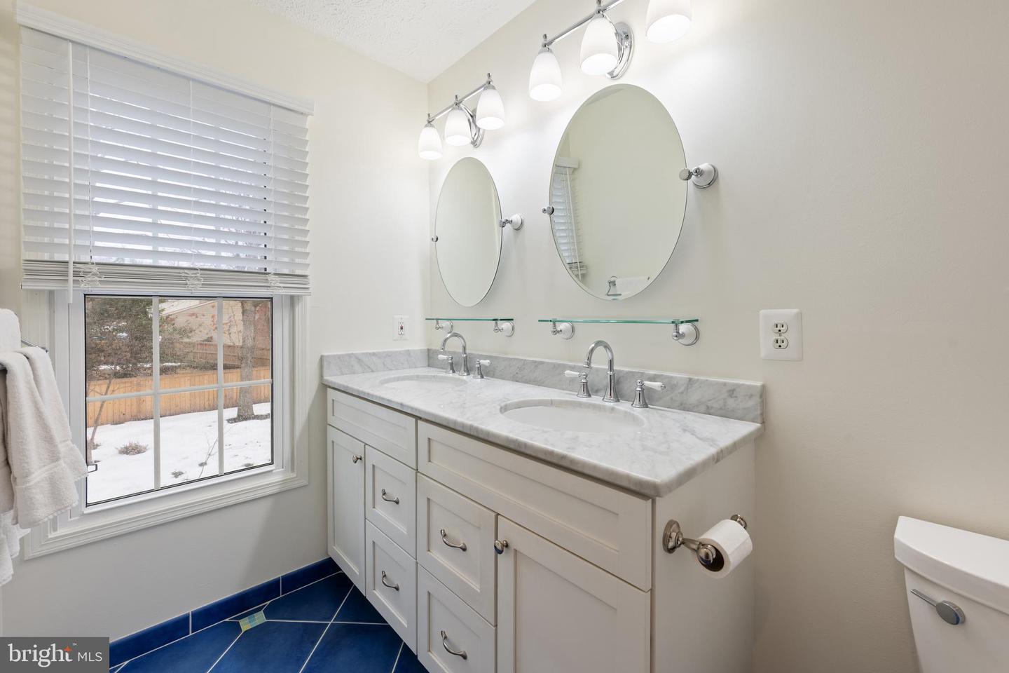 1374 ROCK CHAPEL RD, HERNDON, Virginia 20170, 5 Bedrooms Bedrooms, 10 Rooms Rooms,3 BathroomsBathrooms,Residential,For sale,1374 ROCK CHAPEL RD,VAFX2290912 MLS # VAFX2290912