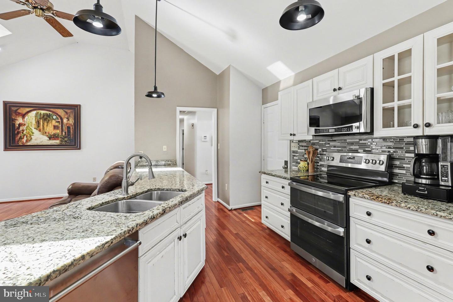 5220 LEAVELLS CROSSING DR, FREDERICKSBURG, Virginia 22407, 3 Bedrooms Bedrooms, ,2 BathroomsBathrooms,Residential,For sale,5220 LEAVELLS CROSSING DR,VASP2039248 MLS # VASP2039248