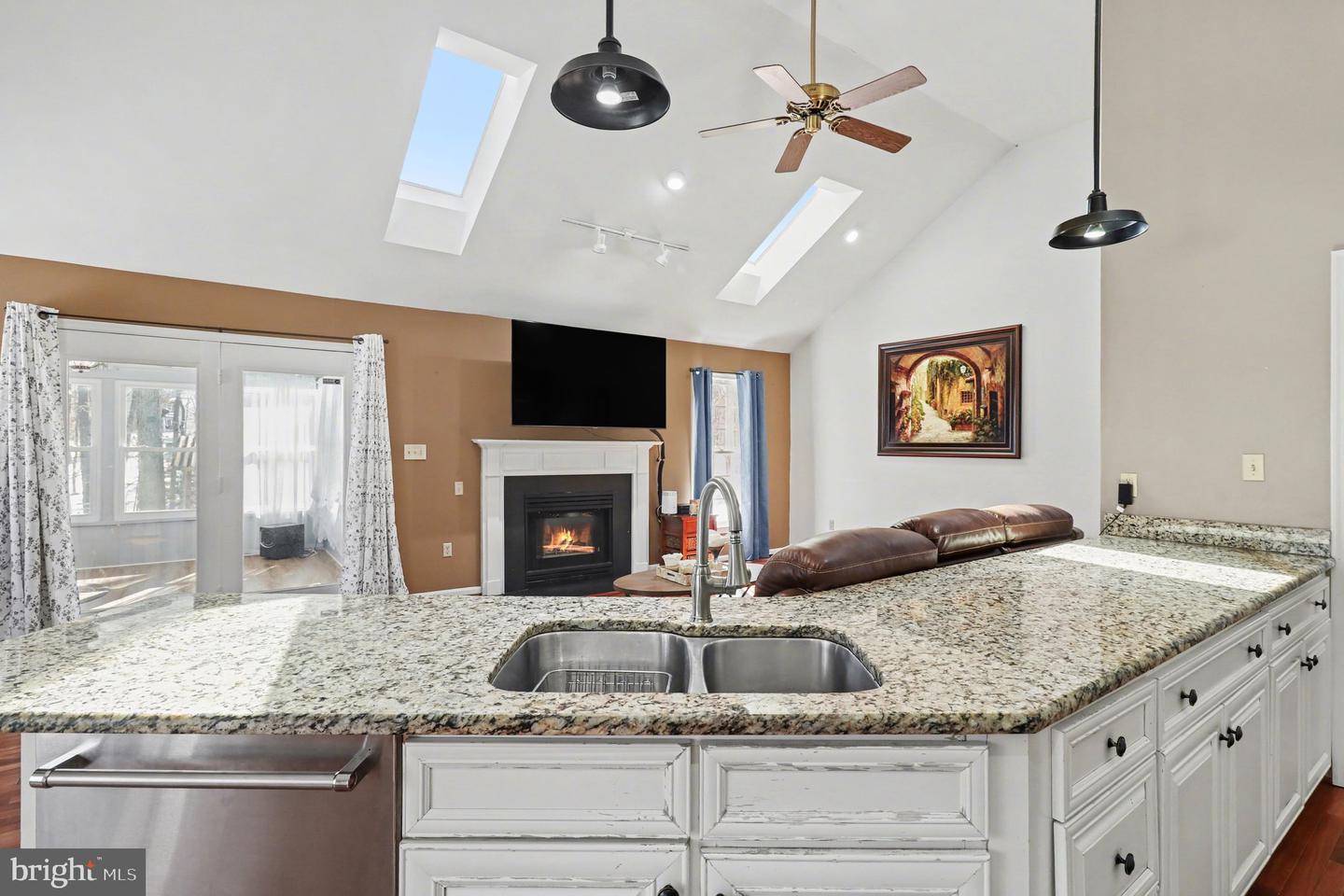 5220 LEAVELLS CROSSING DR, FREDERICKSBURG, Virginia 22407, 3 Bedrooms Bedrooms, ,2 BathroomsBathrooms,Residential,For sale,5220 LEAVELLS CROSSING DR,VASP2039248 MLS # VASP2039248