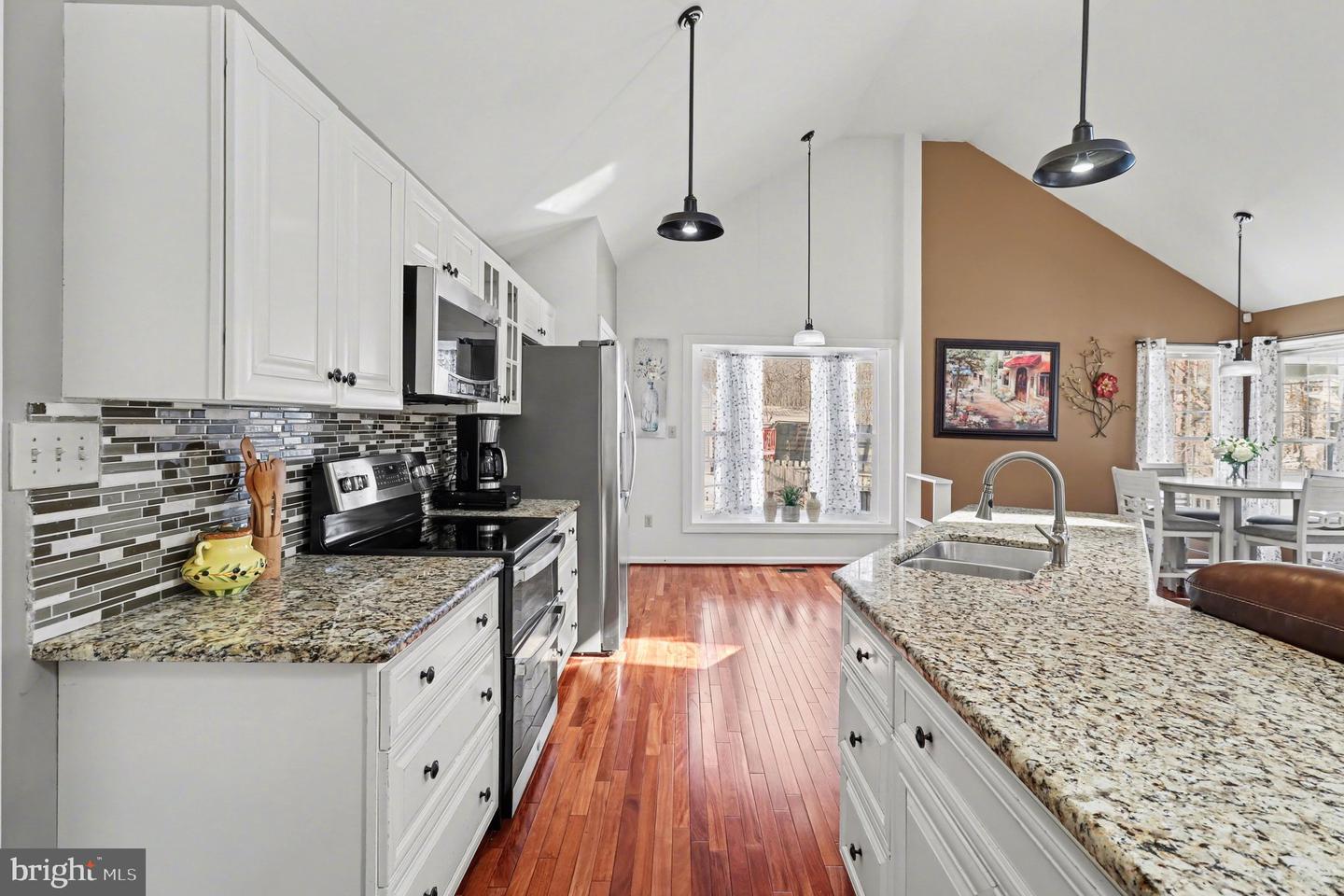 5220 LEAVELLS CROSSING DR, FREDERICKSBURG, Virginia 22407, 3 Bedrooms Bedrooms, ,2 BathroomsBathrooms,Residential,For sale,5220 LEAVELLS CROSSING DR,VASP2039248 MLS # VASP2039248