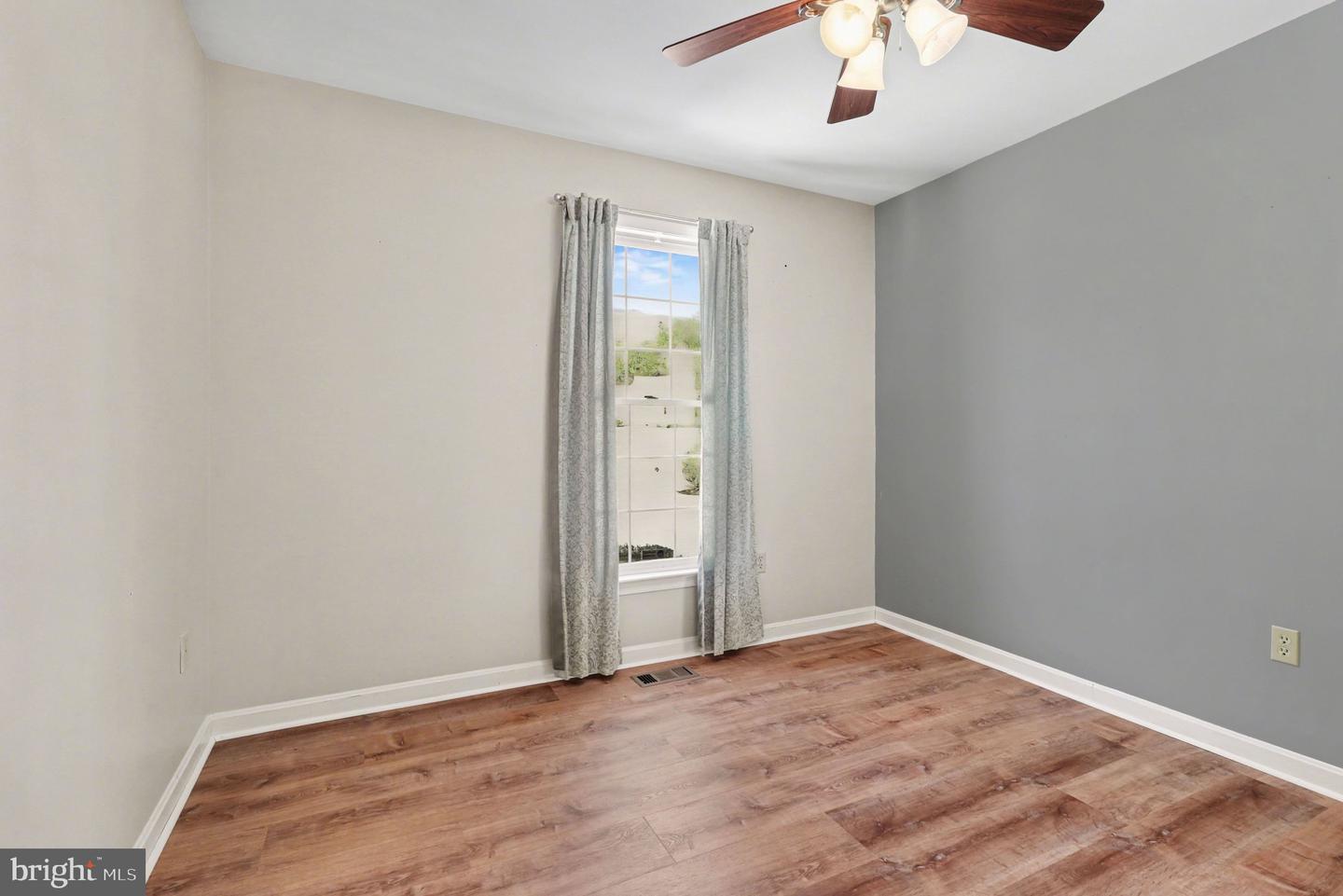 5220 LEAVELLS CROSSING DR, FREDERICKSBURG, Virginia 22407, 3 Bedrooms Bedrooms, ,2 BathroomsBathrooms,Residential,For sale,5220 LEAVELLS CROSSING DR,VASP2039248 MLS # VASP2039248