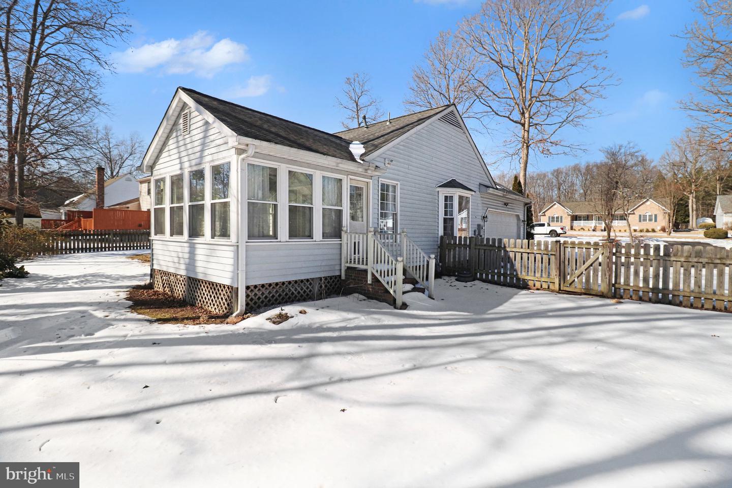 5220 LEAVELLS CROSSING DR, FREDERICKSBURG, Virginia 22407, 3 Bedrooms Bedrooms, ,2 BathroomsBathrooms,Residential,For sale,5220 LEAVELLS CROSSING DR,VASP2039248 MLS # VASP2039248