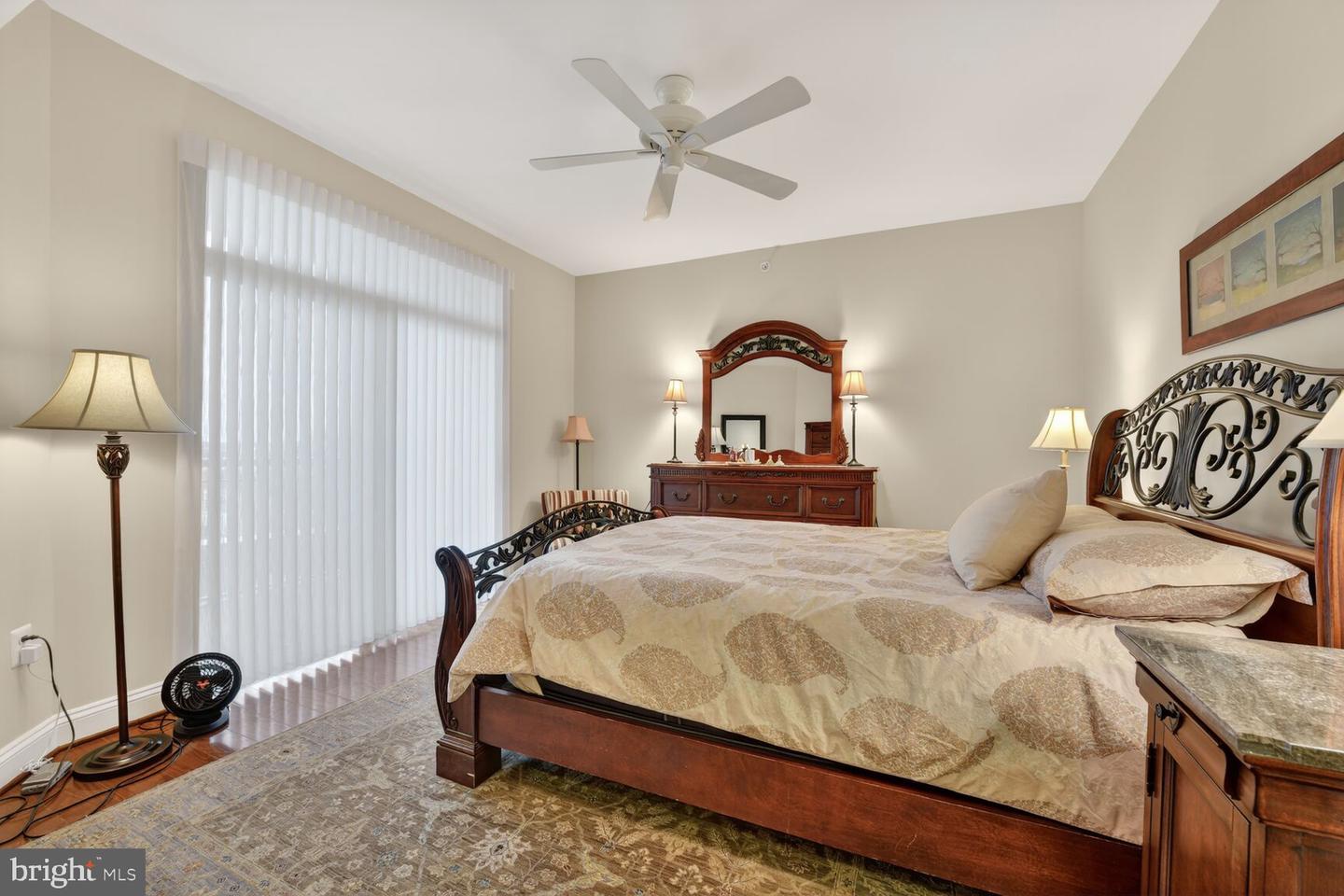 11776 STRATFORD HOUSE PL #901, RESTON, Virginia 20190, 2 Bedrooms Bedrooms, ,2 BathroomsBathrooms,Residential,For sale,11776 STRATFORD HOUSE PL #901,VAFX2290966 MLS # VAFX2290966