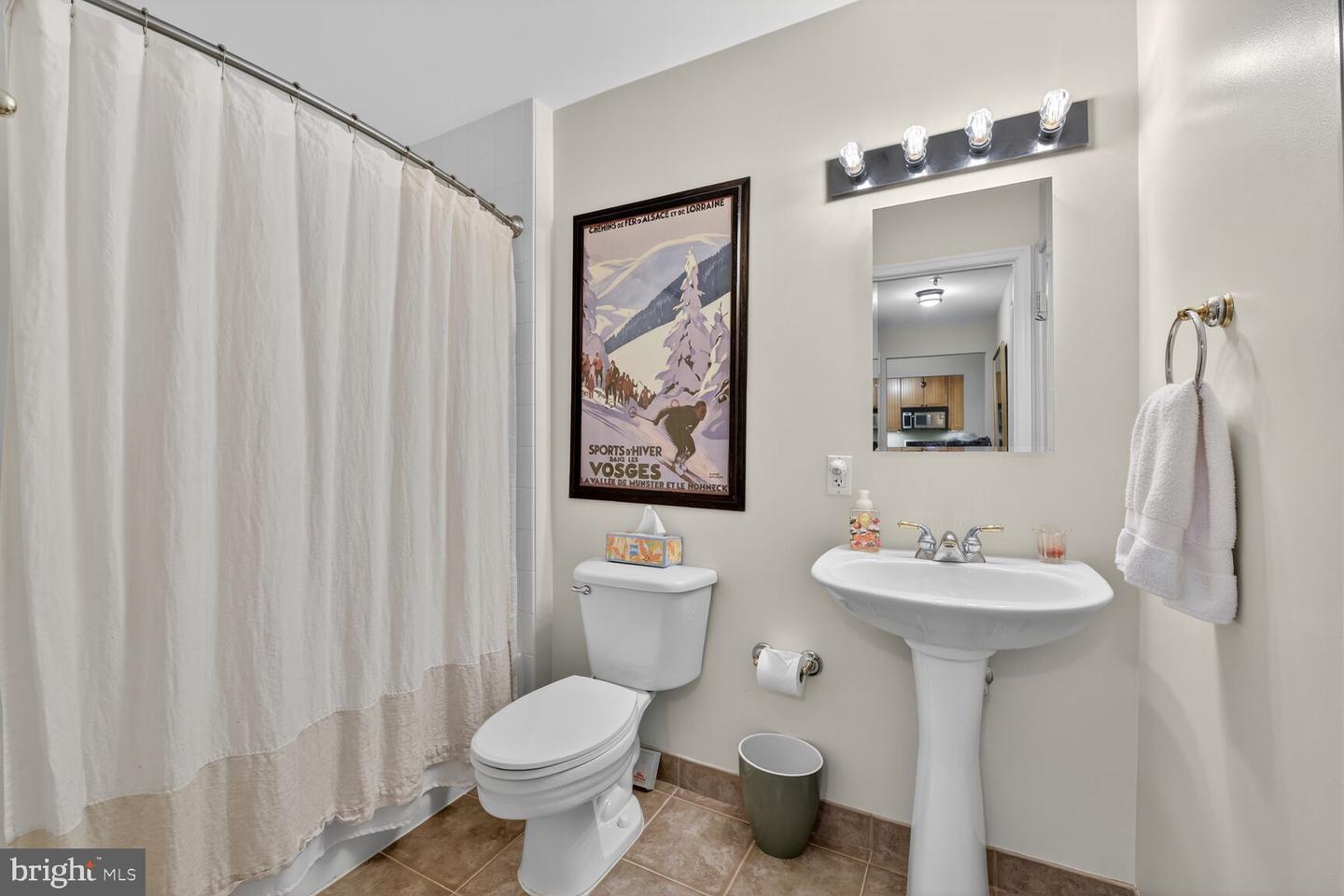 11776 STRATFORD HOUSE PL #901, RESTON, Virginia 20190, 2 Bedrooms Bedrooms, ,2 BathroomsBathrooms,Residential,For sale,11776 STRATFORD HOUSE PL #901,VAFX2290966 MLS # VAFX2290966