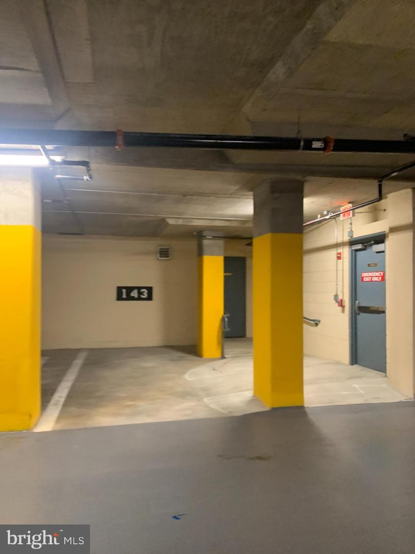 11776 STRATFORD HOUSE PL #901, RESTON, Virginia 20190, 2 Bedrooms Bedrooms, ,2 BathroomsBathrooms,Residential,For sale,11776 STRATFORD HOUSE PL #901,VAFX2290966 MLS # VAFX2290966