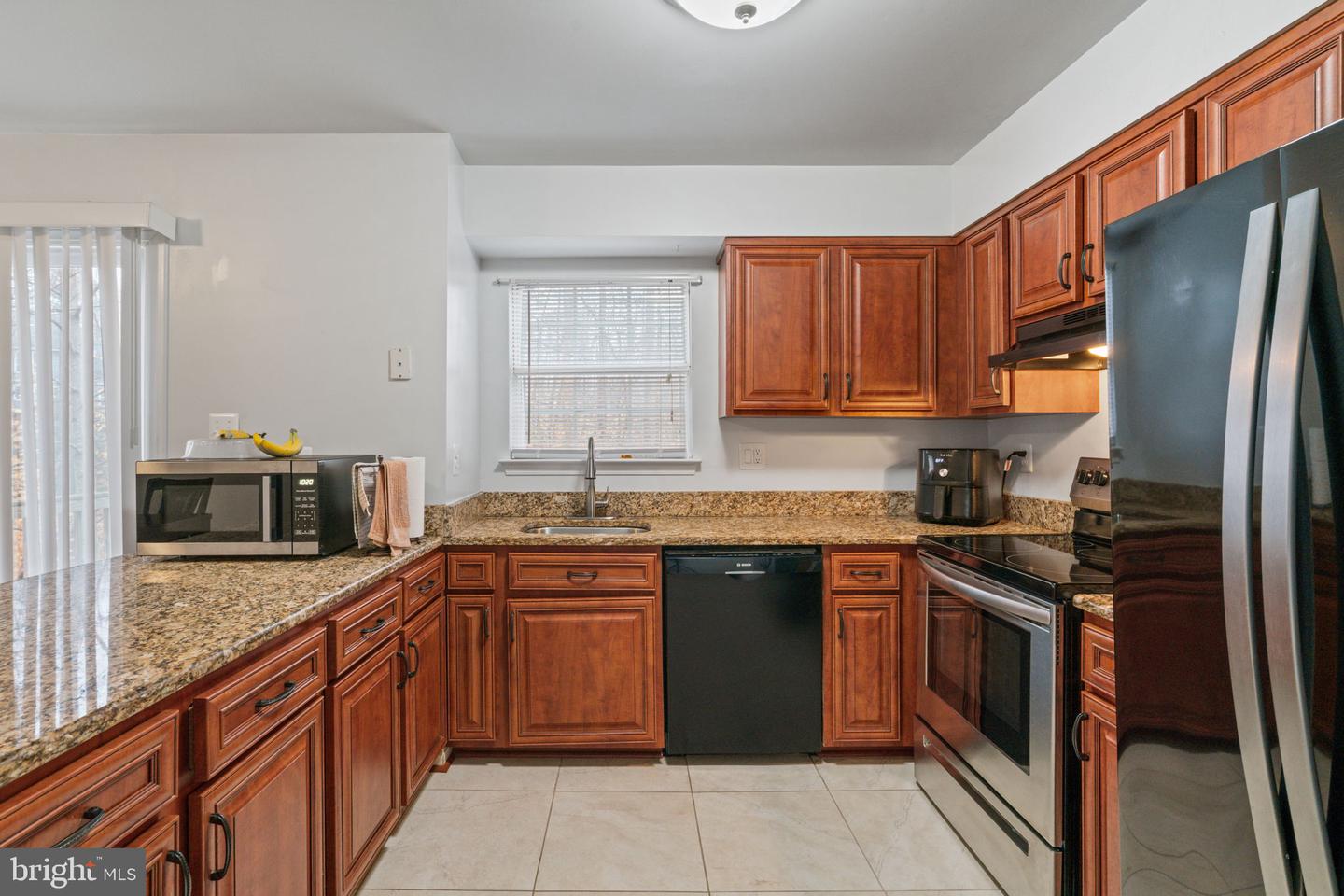 15343 INLET PL, DUMFRIES, Virginia 22025, 3 Bedrooms Bedrooms, ,3 BathroomsBathrooms,Residential,For sale,15343 INLET PL,VAPW2112456 MLS # VAPW2112456