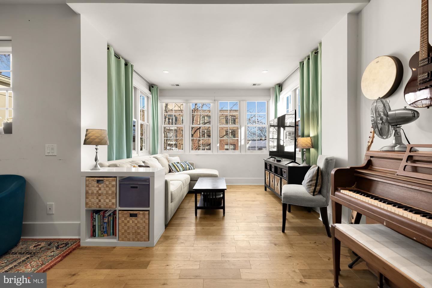 2926 PORTER ST NW #306, WASHINGTON, District Of Columbia 20008, 1 Bedroom Bedrooms, ,1 BathroomBathrooms,Residential,For sale,2926 PORTER ST NW #306,DCDC2246194 MLS # DCDC2246194