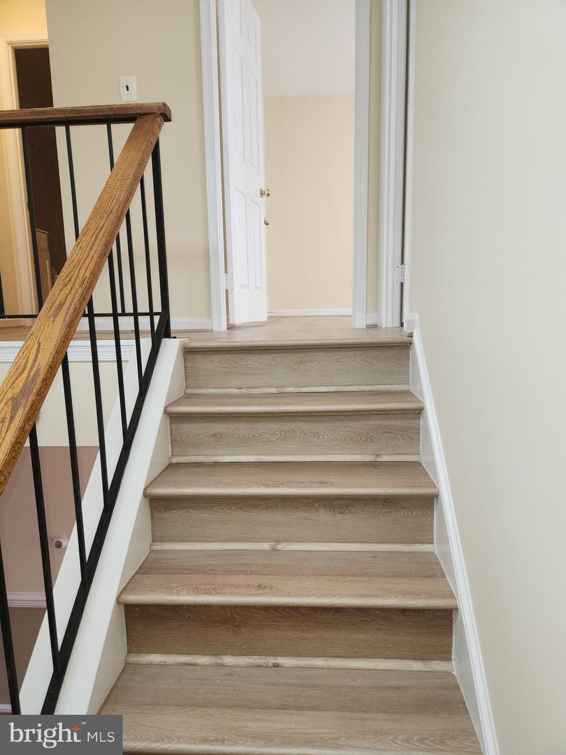 5422 LONG BOAT CT, FAIRFAX, Virginia 22032, 3 Bedrooms Bedrooms, ,2 BathroomsBathrooms,Residential,For sale,5422 LONG BOAT CT,VAFX2291048 MLS # VAFX2291048