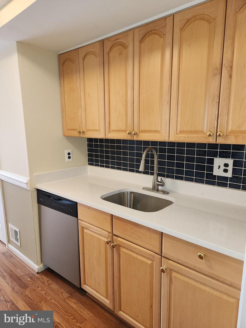 5422 LONG BOAT CT, FAIRFAX, Virginia 22032, 3 Bedrooms Bedrooms, ,2 BathroomsBathrooms,Residential,For sale,5422 LONG BOAT CT,VAFX2291048 MLS # VAFX2291048