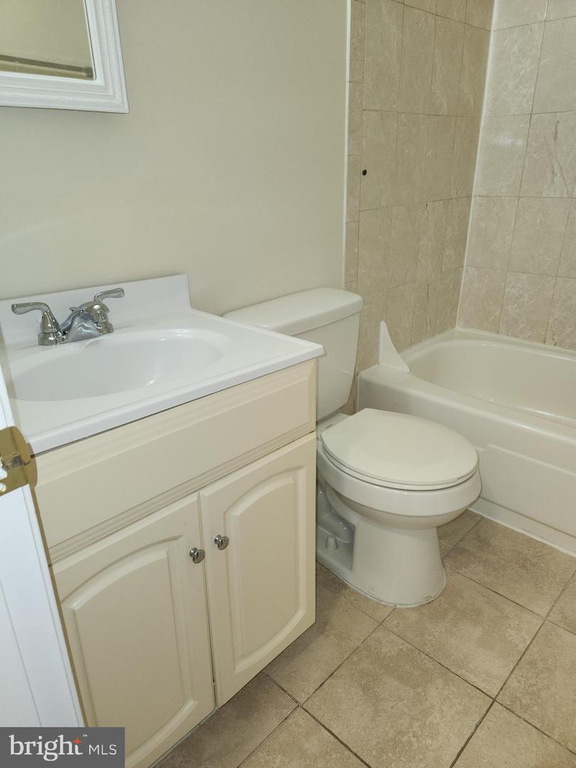 5422 LONG BOAT CT, FAIRFAX, Virginia 22032, 3 Bedrooms Bedrooms, ,2 BathroomsBathrooms,Residential,For sale,5422 LONG BOAT CT,VAFX2291048 MLS # VAFX2291048