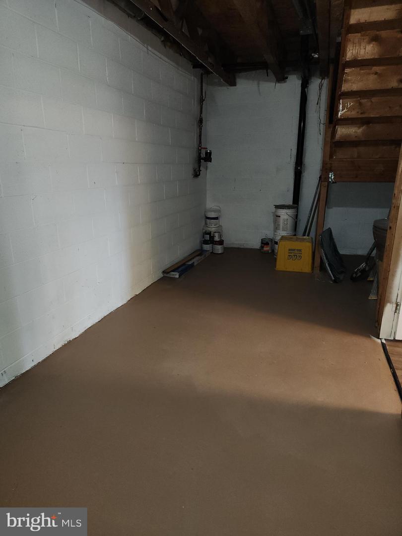 5422 LONG BOAT CT, FAIRFAX, Virginia 22032, 3 Bedrooms Bedrooms, ,2 BathroomsBathrooms,Residential,For sale,5422 LONG BOAT CT,VAFX2291048 MLS # VAFX2291048