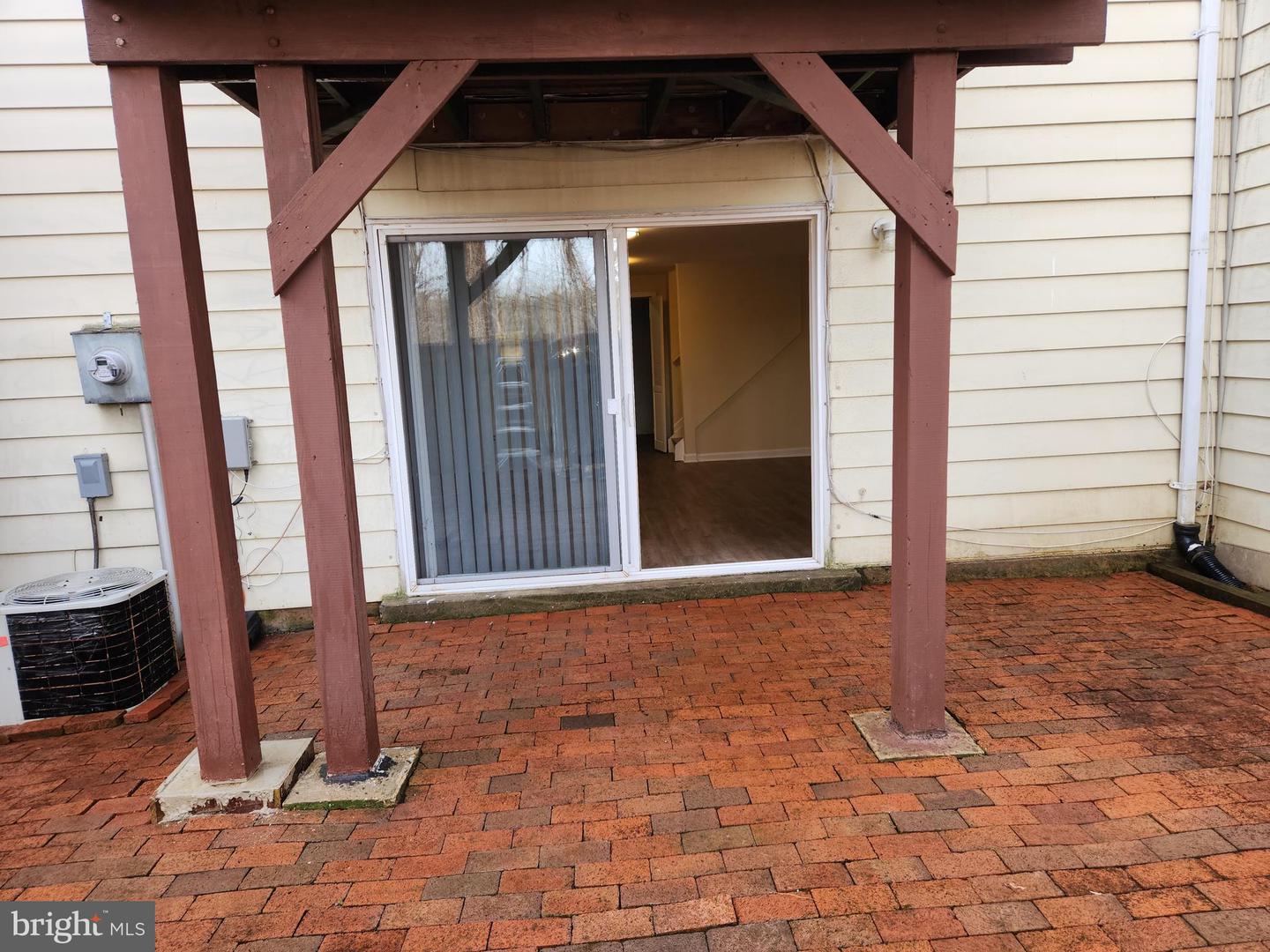 5422 LONG BOAT CT, FAIRFAX, Virginia 22032, 3 Bedrooms Bedrooms, ,2 BathroomsBathrooms,Residential,For sale,5422 LONG BOAT CT,VAFX2291048 MLS # VAFX2291048