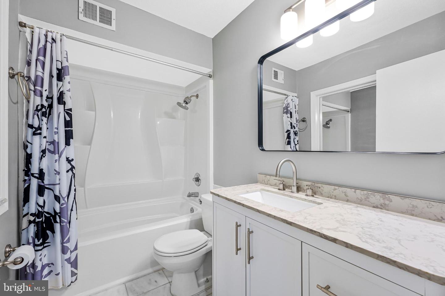 8330 DARLINGTON ST #467, SPRINGFIELD, Virginia 22152, 2 Bedrooms Bedrooms, 8 Rooms Rooms,2 BathroomsBathrooms,Residential,For sale,8330 DARLINGTON ST #467,VAFX2291084 MLS # VAFX2291084