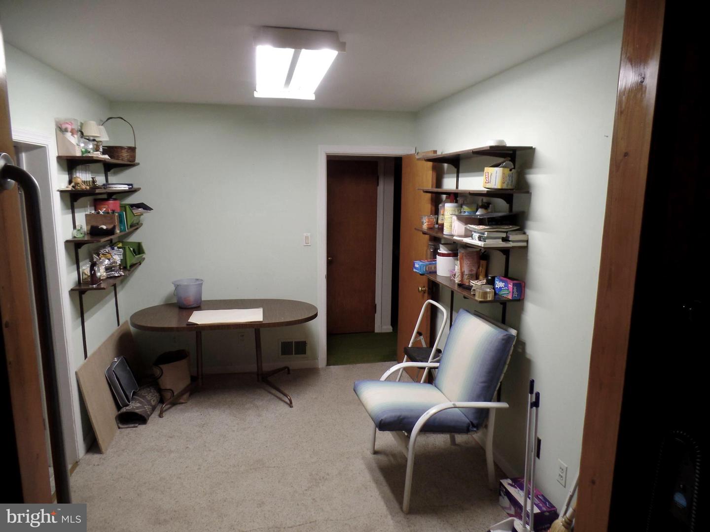 8316 WESTCHESTER DR, VIENNA, Virginia 22182, 5 Bedrooms Bedrooms, ,2 BathroomsBathrooms,Residential,For sale,8316 WESTCHESTER DR,VAFX2291086 MLS # VAFX2291086