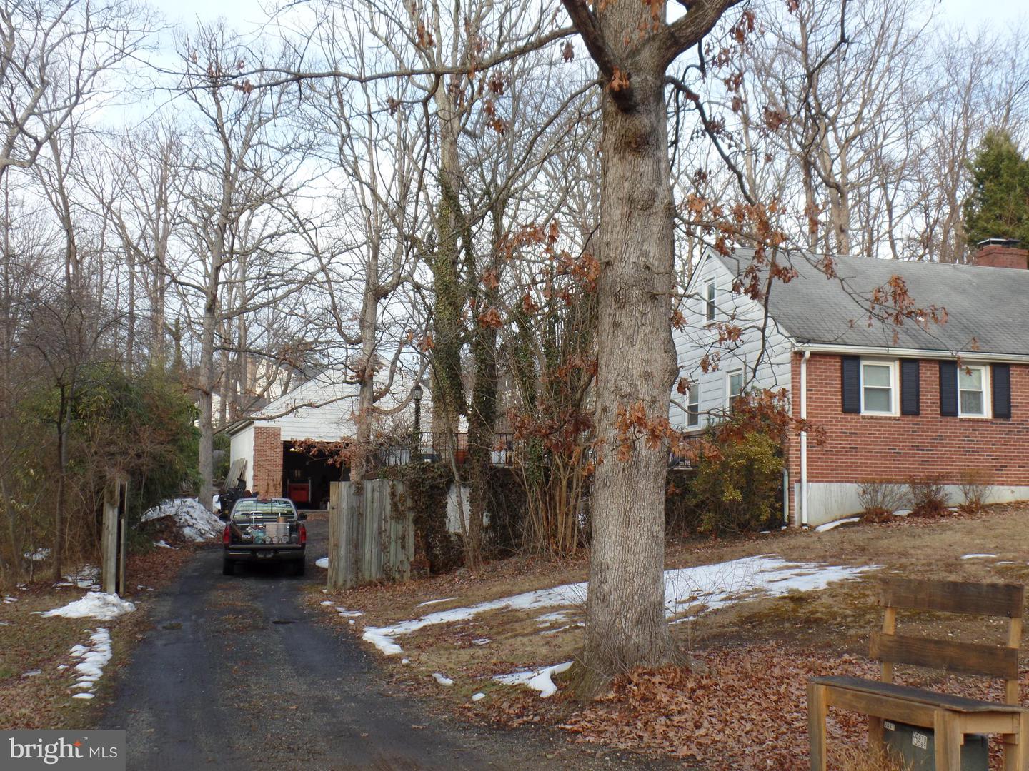 8316 WESTCHESTER DR, VIENNA, Virginia 22182, 5 Bedrooms Bedrooms, ,2 BathroomsBathrooms,Residential,For sale,8316 WESTCHESTER DR,VAFX2291086 MLS # VAFX2291086