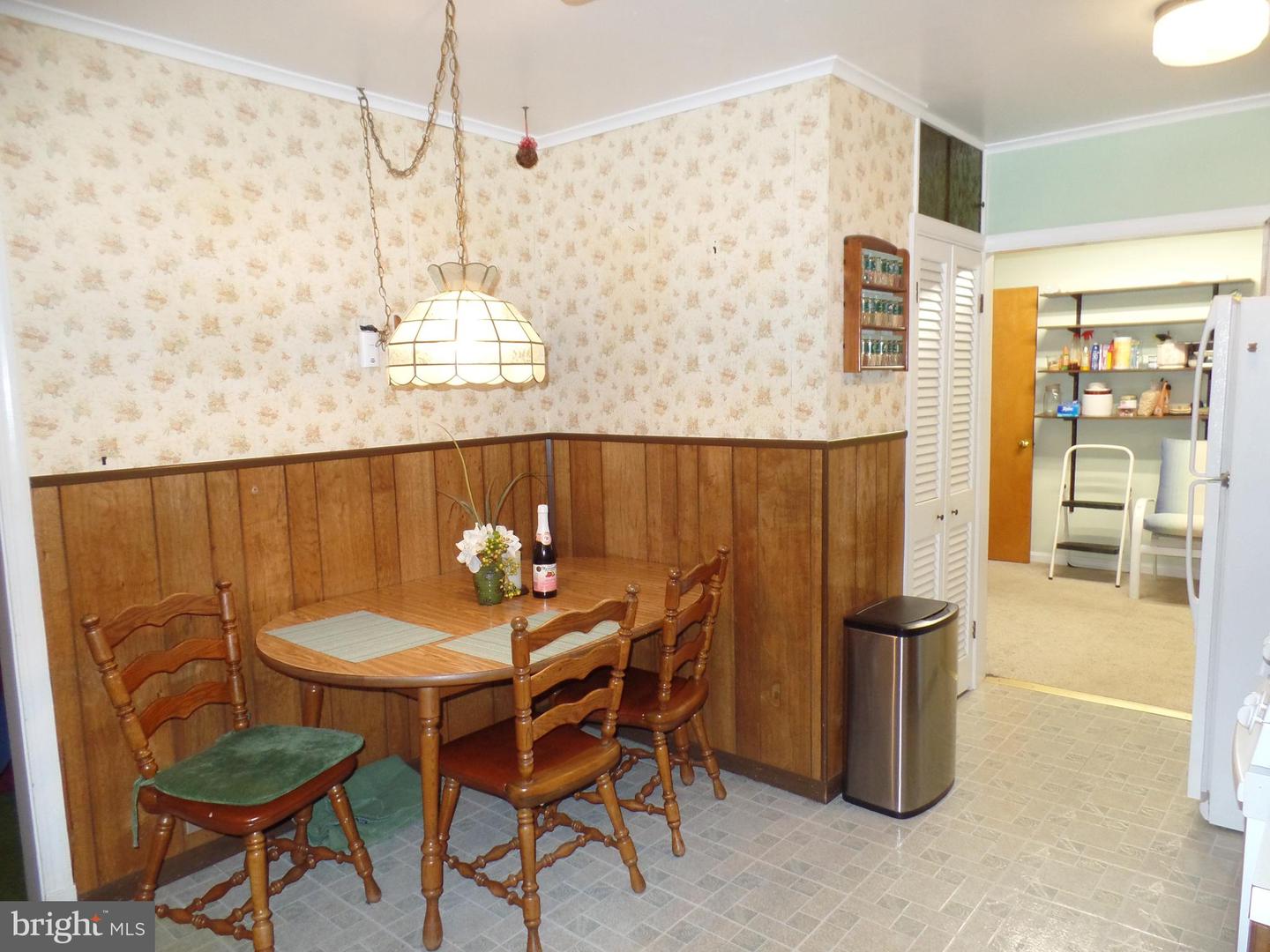 8316 WESTCHESTER DR, VIENNA, Virginia 22182, 5 Bedrooms Bedrooms, ,2 BathroomsBathrooms,Residential,For sale,8316 WESTCHESTER DR,VAFX2291086 MLS # VAFX2291086