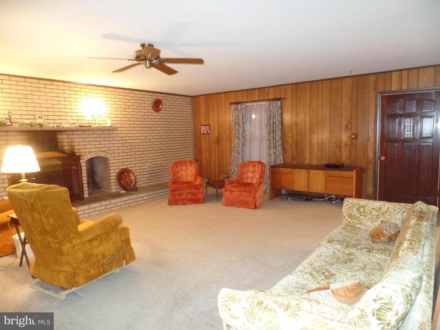 8316 WESTCHESTER DR, VIENNA, Virginia 22182, 5 Bedrooms Bedrooms, ,2 BathroomsBathrooms,Residential,For sale,8316 WESTCHESTER DR,VAFX2291086 MLS # VAFX2291086