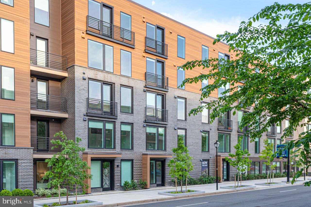 701 N HENRY ST #413, ALEXANDRIA, Virginia 22314, 1 Bedroom Bedrooms, ,1 BathroomBathrooms,Residential,For sale,701 N HENRY ST #413,VAAX2054178 MLS # VAAX2054178