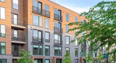 701 N HENRY ST #413, ALEXANDRIA, Virginia 22314, 1 Bedroom Bedrooms, ,1 BathroomBathrooms,Residential,For sale,701 N HENRY ST #413,VAAX2054178 MLS # VAAX2054178