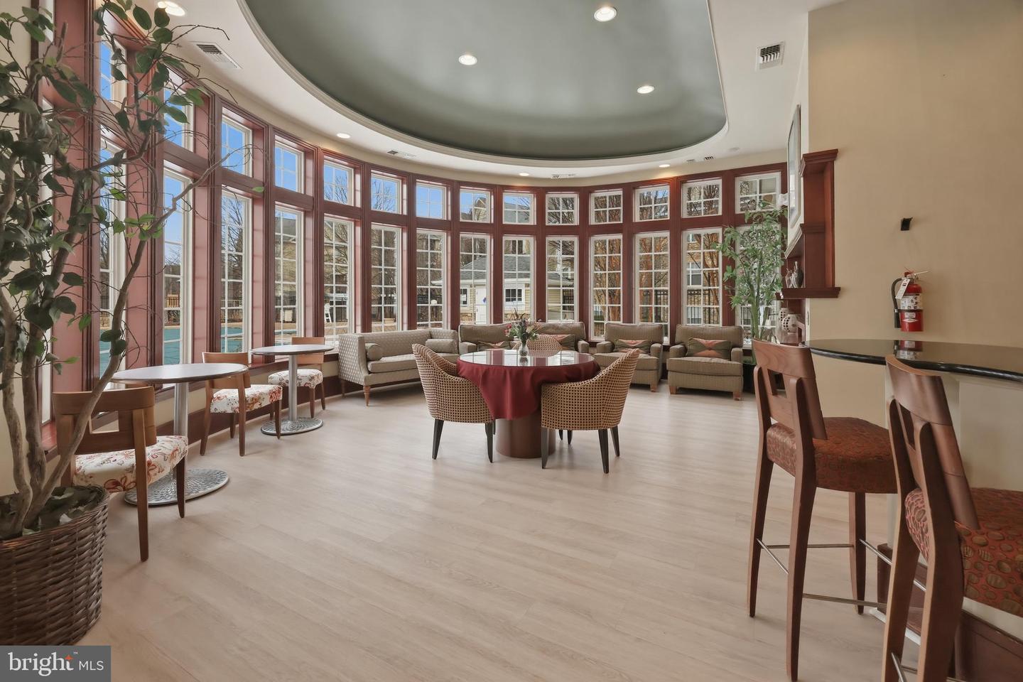 5105 TRAVIS EDWARD WAY #G, CENTREVILLE, Virginia 20120, 2 Bedrooms Bedrooms, ,2 BathroomsBathrooms,Residential,For sale,5105 TRAVIS EDWARD WAY #G,VAFX2291092 MLS # VAFX2291092