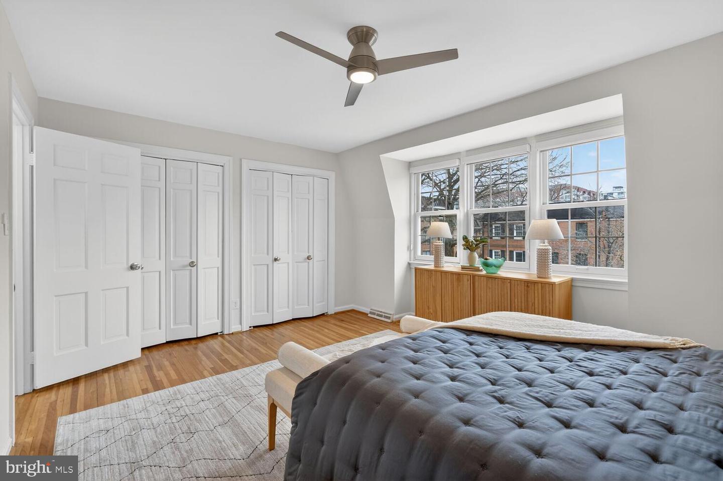 505 H ST SW, WASHINGTON, District Of Columbia 20024, 4 Bedrooms Bedrooms, 11 Rooms Rooms,3 BathroomsBathrooms,Residential,For sale,505 H ST SW,DCDC2246264 MLS # DCDC2246264