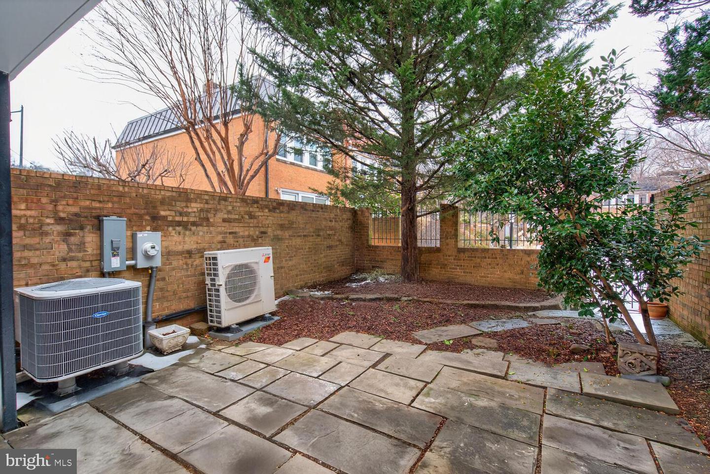 505 H ST SW, WASHINGTON, District Of Columbia 20024, 4 Bedrooms Bedrooms, 11 Rooms Rooms,3 BathroomsBathrooms,Residential,For sale,505 H ST SW,DCDC2246264 MLS # DCDC2246264