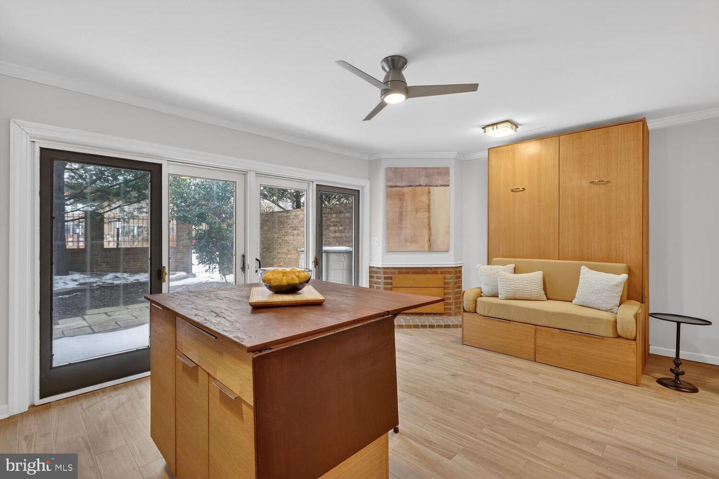 505 H ST SW, WASHINGTON, District Of Columbia 20024, 4 Bedrooms Bedrooms, 11 Rooms Rooms,3 BathroomsBathrooms,Residential,For sale,505 H ST SW,DCDC2246264 MLS # DCDC2246264