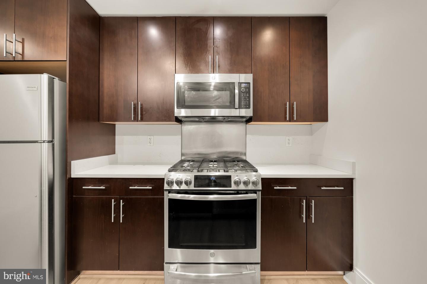 919 FLORIDA AVE NW #201, WASHINGTON, District Of Columbia 20001, 1 Bedroom Bedrooms, ,1 BathroomBathrooms,Residential,For sale,919 FLORIDA AVE NW #201,DCDC2246272 MLS # DCDC2246272