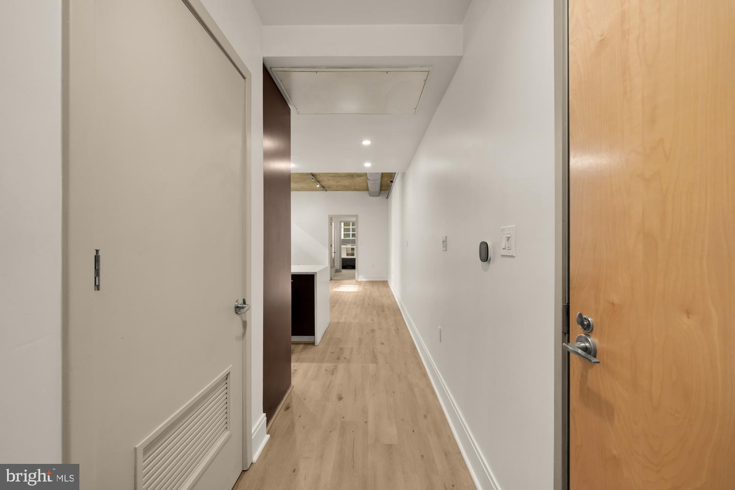 919 FLORIDA AVE NW #201, WASHINGTON, District Of Columbia 20001, 1 Bedroom Bedrooms, ,1 BathroomBathrooms,Residential,For sale,919 FLORIDA AVE NW #201,DCDC2246272 MLS # DCDC2246272