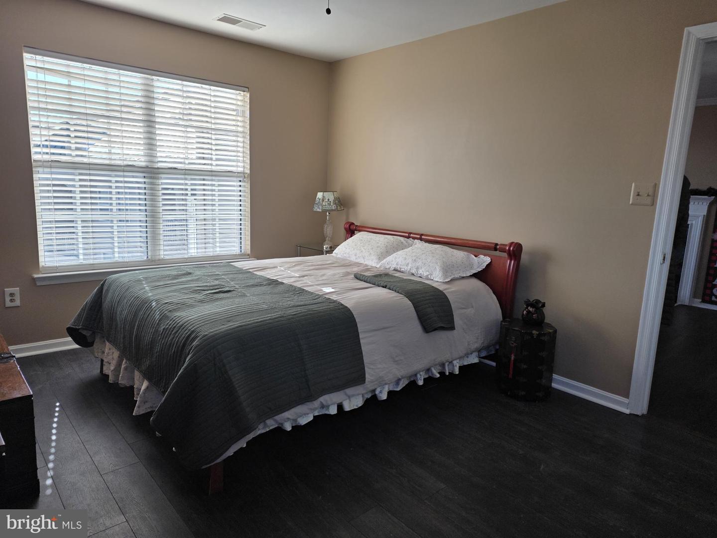 1037 GARDENVIEW LOOP #302, WOODBRIDGE, Virginia 22191, 2 Bedrooms Bedrooms, ,2 BathroomsBathrooms,Residential,For sale,1037 GARDENVIEW LOOP #302,VAPW2112504 MLS # VAPW2112504