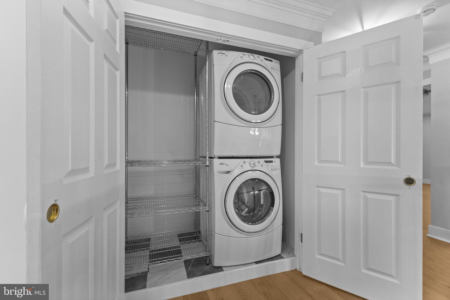 1802 DUFFIELD LN, ALEXANDRIA, Virginia 22307, 3 Bedrooms Bedrooms, ,3 BathroomsBathrooms,Residential,For sale,1802 DUFFIELD LN,VAFX2291140 MLS # VAFX2291140 1802 DUFFIELD LN, ALEXANDRIA, Virginia 22307, 3 Bedrooms Bedrooms, ,3 BathroomsBathrooms,Residential,For sale,1802 DUFFIELD LN,VAFX2291140 MLS # VAFX2291140