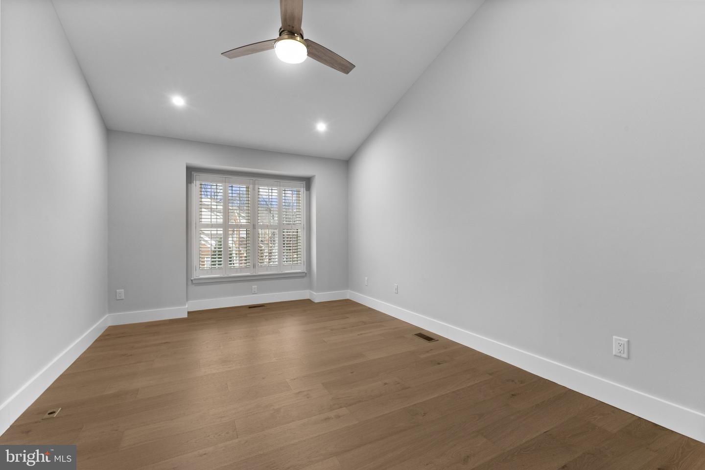 1802 DUFFIELD LN, ALEXANDRIA, Virginia 22307, 3 Bedrooms Bedrooms, ,3 BathroomsBathrooms,Residential,For sale,1802 DUFFIELD LN,VAFX2291140 MLS # VAFX2291140 1802 DUFFIELD LN, ALEXANDRIA, Virginia 22307, 3 Bedrooms Bedrooms, ,3 BathroomsBathrooms,Residential,For sale,1802 DUFFIELD LN,VAFX2291140 MLS # VAFX2291140