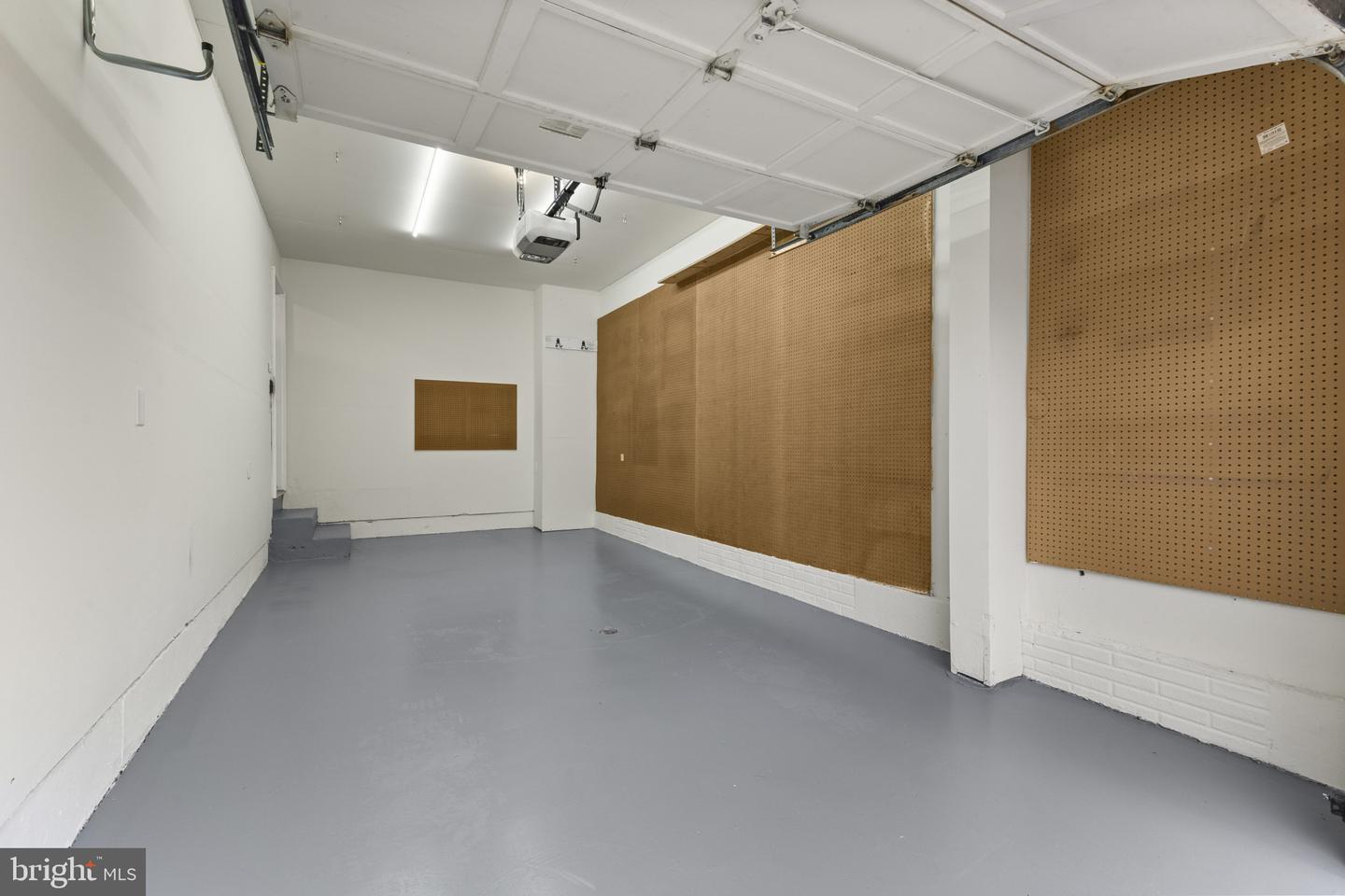 1802 DUFFIELD LN, ALEXANDRIA, Virginia 22307, 3 Bedrooms Bedrooms, ,3 BathroomsBathrooms,Residential,For sale,1802 DUFFIELD LN,VAFX2291140 MLS # VAFX2291140 1802 DUFFIELD LN, ALEXANDRIA, Virginia 22307, 3 Bedrooms Bedrooms, ,3 BathroomsBathrooms,Residential,For sale,1802 DUFFIELD LN,VAFX2291140 MLS # VAFX2291140