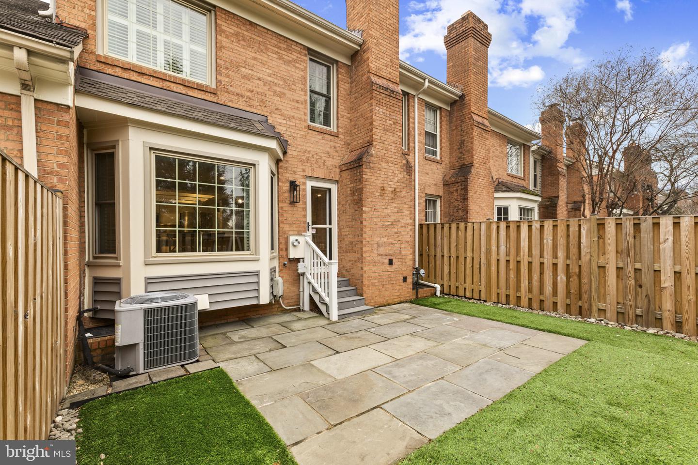 1802 DUFFIELD LN, ALEXANDRIA, Virginia 22307, 3 Bedrooms Bedrooms, ,3 BathroomsBathrooms,Residential,For sale,1802 DUFFIELD LN,VAFX2291140 MLS # VAFX2291140 1802 DUFFIELD LN, ALEXANDRIA, Virginia 22307, 3 Bedrooms Bedrooms, ,3 BathroomsBathrooms,Residential,For sale,1802 DUFFIELD LN,VAFX2291140 MLS # VAFX2291140