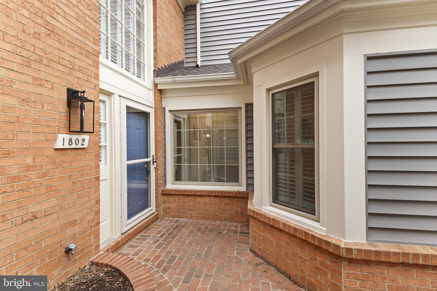 1802 DUFFIELD LN, ALEXANDRIA, Virginia 22307, 3 Bedrooms Bedrooms, ,3 BathroomsBathrooms,Residential,For sale,1802 DUFFIELD LN,VAFX2291140 MLS # VAFX2291140 1802 DUFFIELD LN, ALEXANDRIA, Virginia 22307, 3 Bedrooms Bedrooms, ,3 BathroomsBathrooms,Residential,For sale,1802 DUFFIELD LN,VAFX2291140 MLS # VAFX2291140