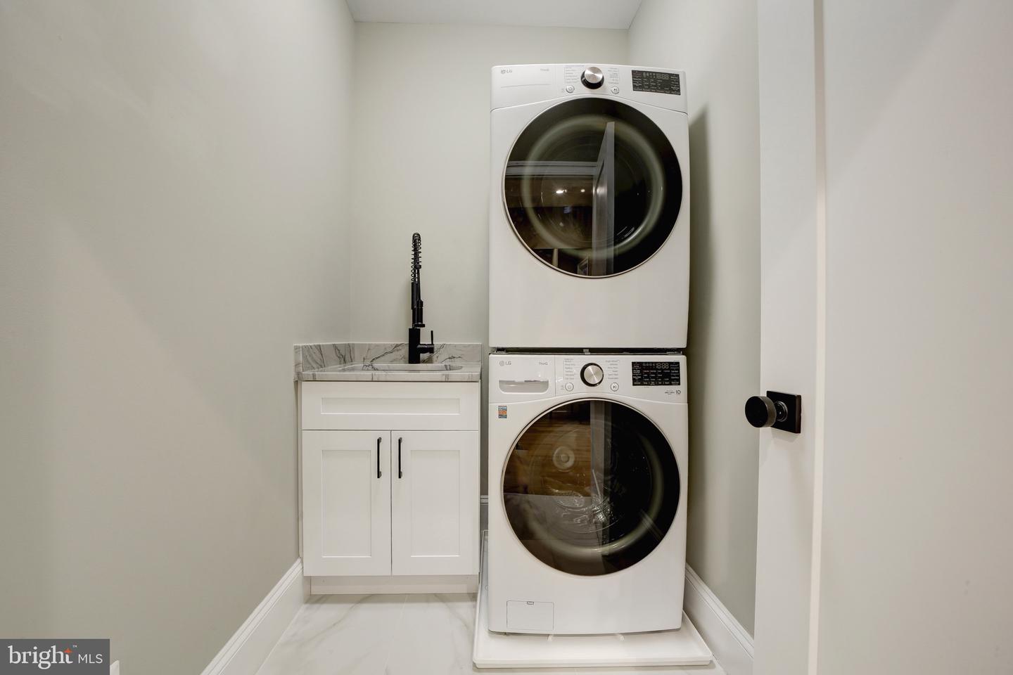 4244 ALTON PL NW, WASHINGTON, District Of Columbia 20016, 5 Bedrooms Bedrooms, ,4 BathroomsBathrooms,Residential,For sale,4244 ALTON PL NW,DCDC2246360 MLS # DCDC2246360 4244 ALTON PL NW, WASHINGTON, District Of Columbia 20016, 5 Bedrooms Bedrooms, ,4 BathroomsBathrooms,Residential,For sale,4244 ALTON PL NW,DCDC2246360 MLS # DCDC2246360