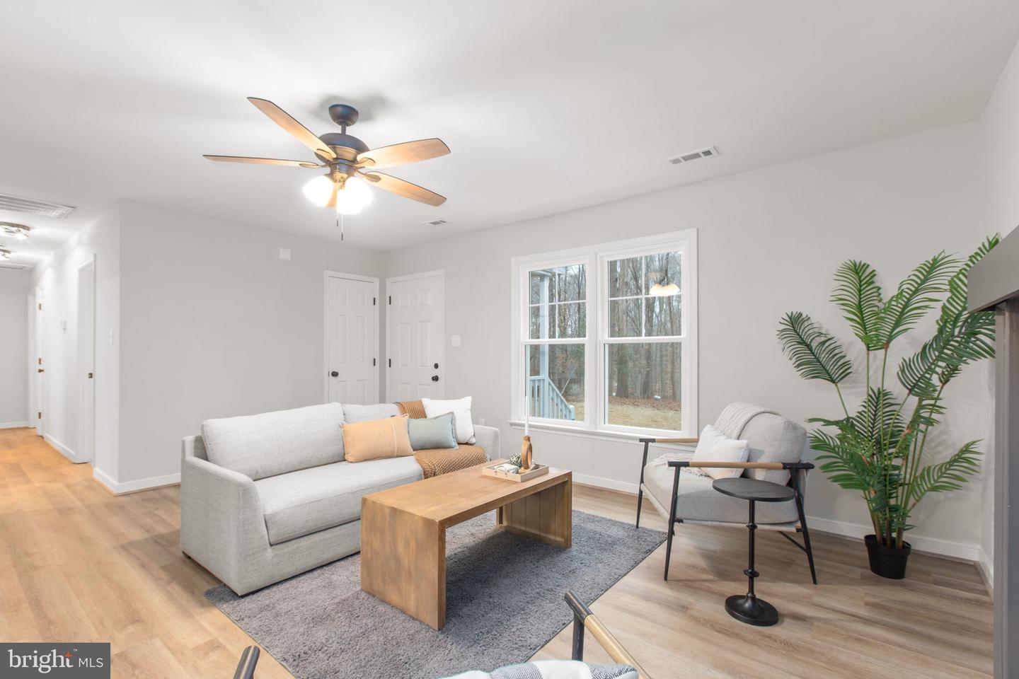 18 CRESTHILL CT, RUTHER GLEN, Virginia 22546, 3 Bedrooms Bedrooms, ,2 BathroomsBathrooms,Residential,For sale,18 CRESTHILL CT,VACV2009542 MLS # VACV2009542