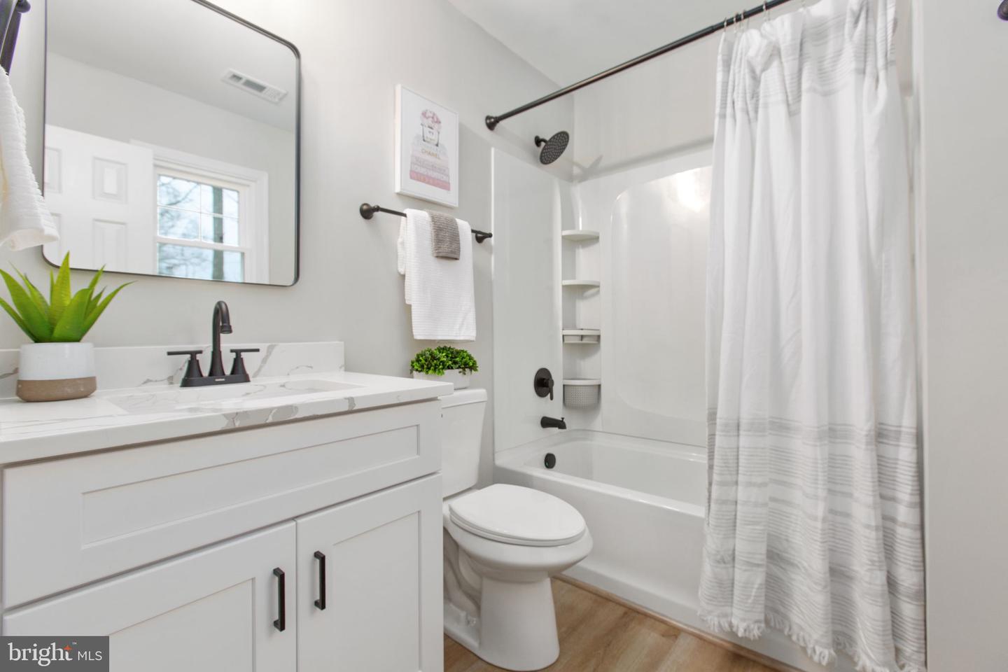 18 CRESTHILL CT, RUTHER GLEN, Virginia 22546, 3 Bedrooms Bedrooms, ,2 BathroomsBathrooms,Residential,For sale,18 CRESTHILL CT,VACV2009542 MLS # VACV2009542