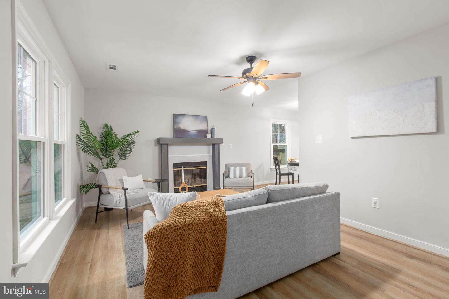 18 CRESTHILL CT, RUTHER GLEN, Virginia 22546, 3 Bedrooms Bedrooms, ,2 BathroomsBathrooms,Residential,For sale,18 CRESTHILL CT,VACV2009542 MLS # VACV2009542