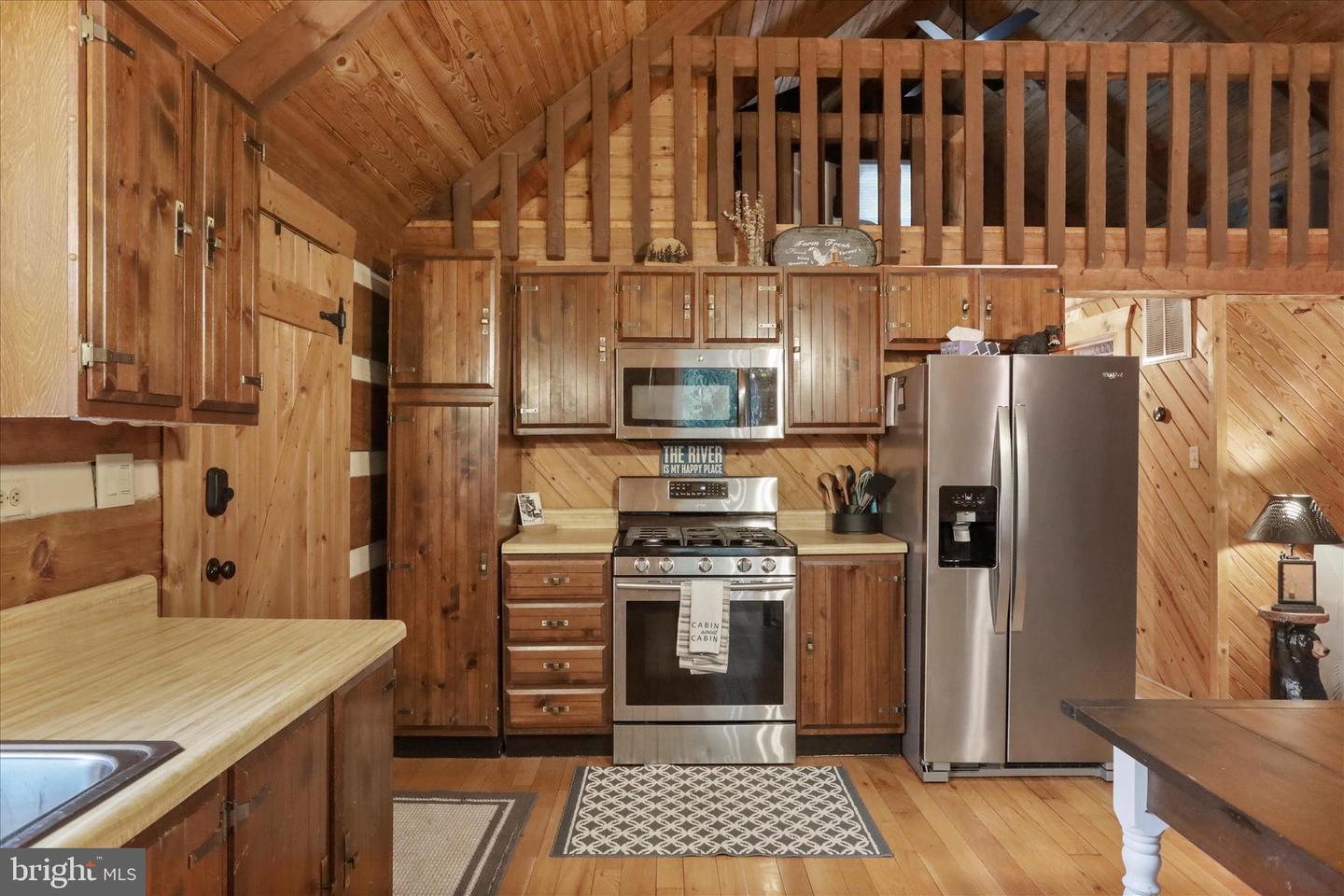 637 INDIAN CAMP TRL, MAURERTOWN, Virginia 22644, 3 Bedrooms Bedrooms, 10 Rooms Rooms,1 BathroomBathrooms,Residential,For sale,637 INDIAN CAMP TRL,VASH2013594 MLS # VASH2013594