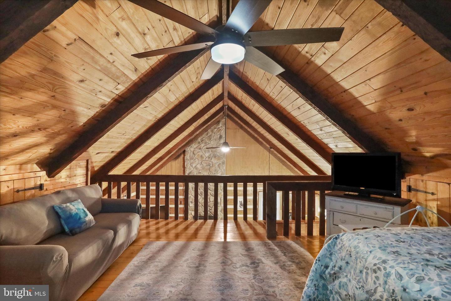 637 INDIAN CAMP TRL, MAURERTOWN, Virginia 22644, 3 Bedrooms Bedrooms, 10 Rooms Rooms,1 BathroomBathrooms,Residential,For sale,637 INDIAN CAMP TRL,VASH2013594 MLS # VASH2013594