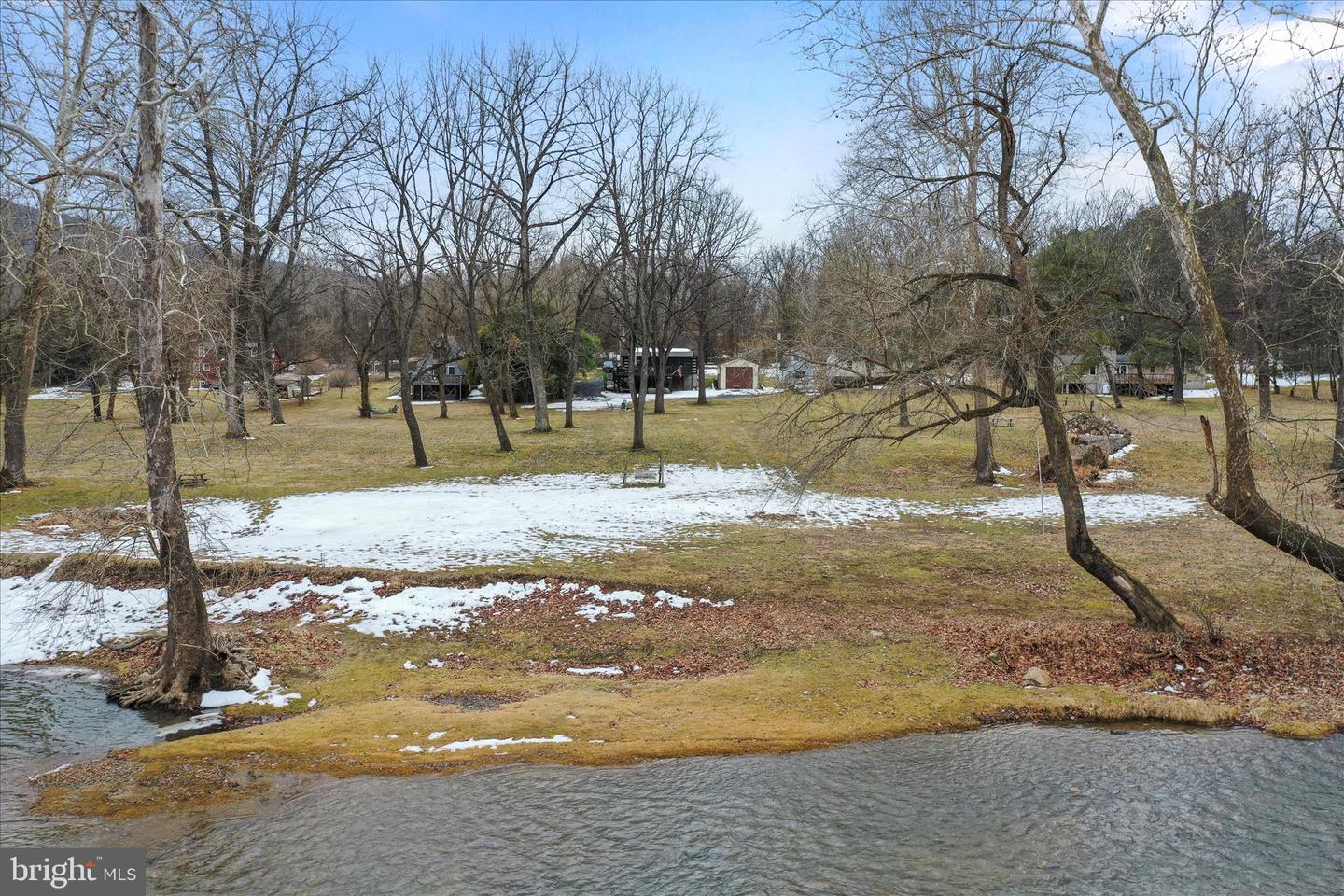 637 INDIAN CAMP TRL, MAURERTOWN, Virginia 22644, 3 Bedrooms Bedrooms, 10 Rooms Rooms,1 BathroomBathrooms,Residential,For sale,637 INDIAN CAMP TRL,VASH2013594 MLS # VASH2013594