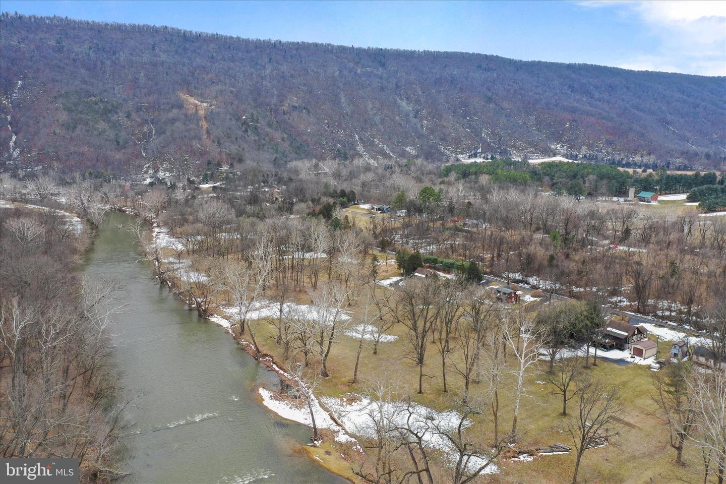 637 INDIAN CAMP TRL, MAURERTOWN, Virginia 22644, 3 Bedrooms Bedrooms, 10 Rooms Rooms,1 BathroomBathrooms,Residential,For sale,637 INDIAN CAMP TRL,VASH2013594 MLS # VASH2013594