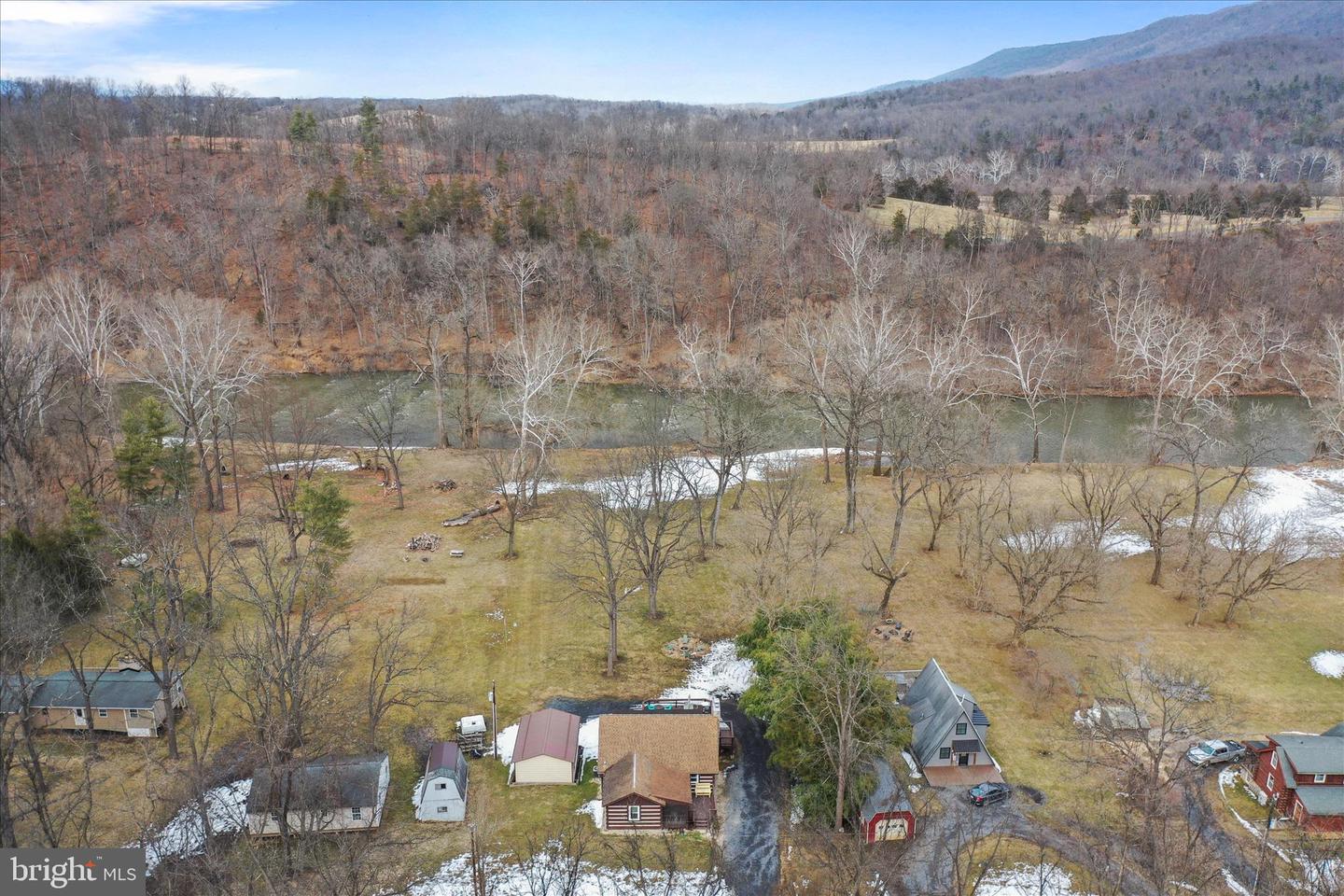 637 INDIAN CAMP TRL, MAURERTOWN, Virginia 22644, 3 Bedrooms Bedrooms, 10 Rooms Rooms,1 BathroomBathrooms,Residential,For sale,637 INDIAN CAMP TRL,VASH2013594 MLS # VASH2013594