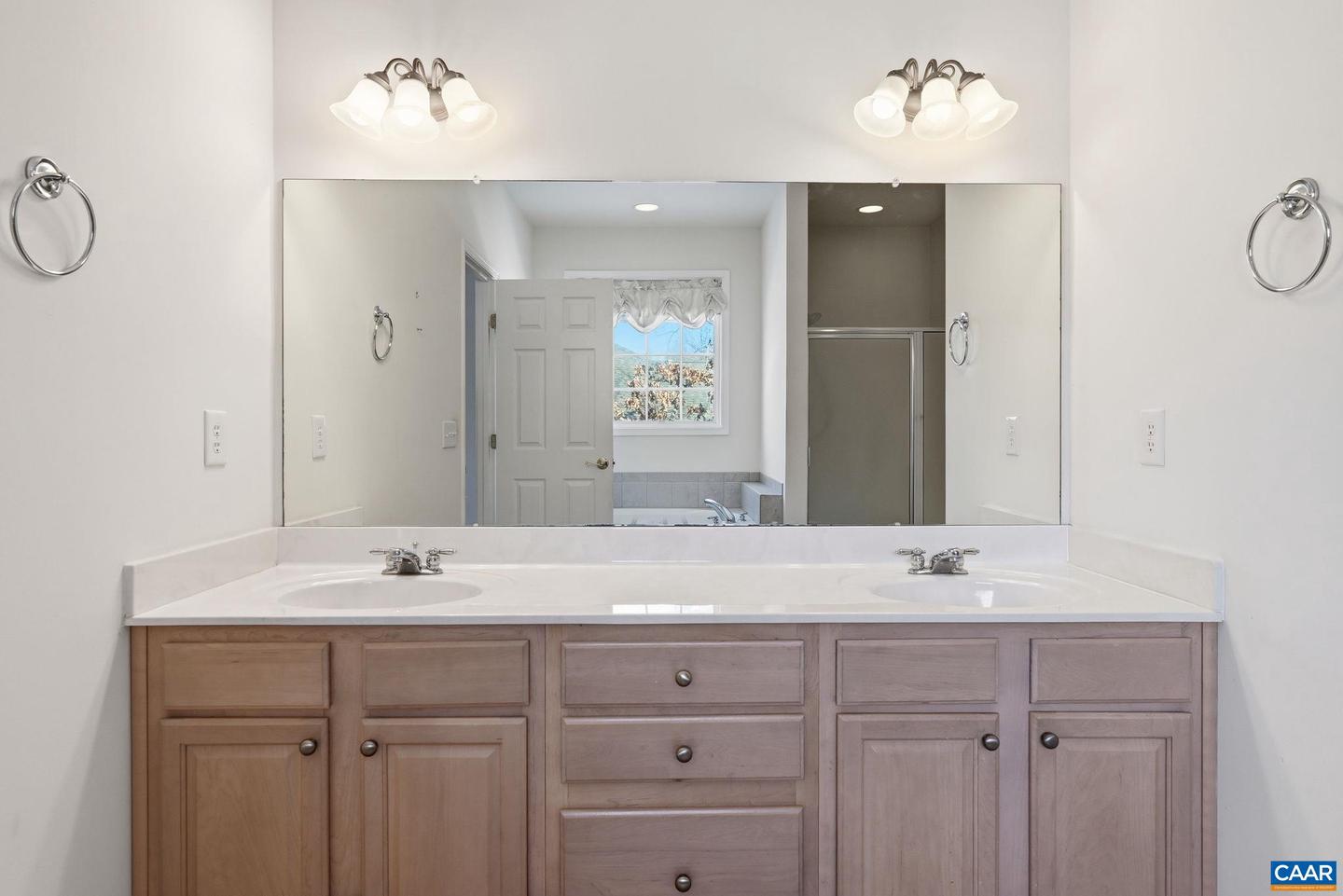 376 LAKE DR, RUCKERSVILLE, Virginia 22968, 5 Bedrooms Bedrooms, ,2 BathroomsBathrooms,Residential,For sale,376 LAKE DR,673335 MLS # 673335