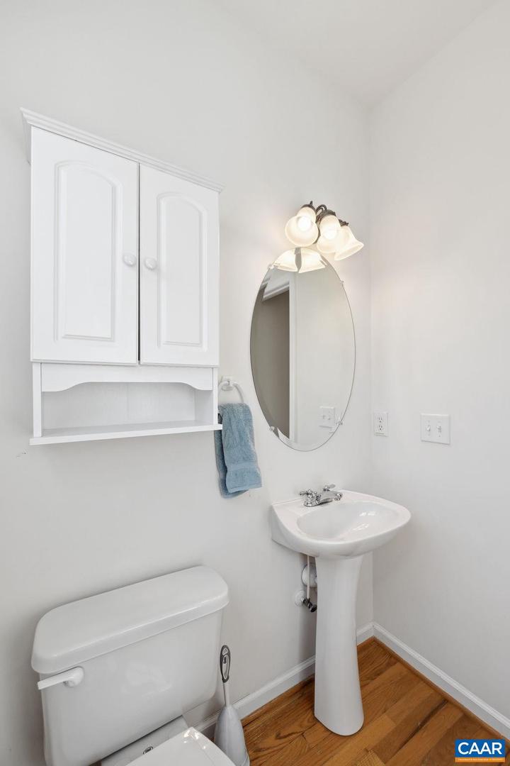 376 LAKE DR, RUCKERSVILLE, Virginia 22968, 5 Bedrooms Bedrooms, ,2 BathroomsBathrooms,Residential,For sale,376 LAKE DR,673335 MLS # 673335