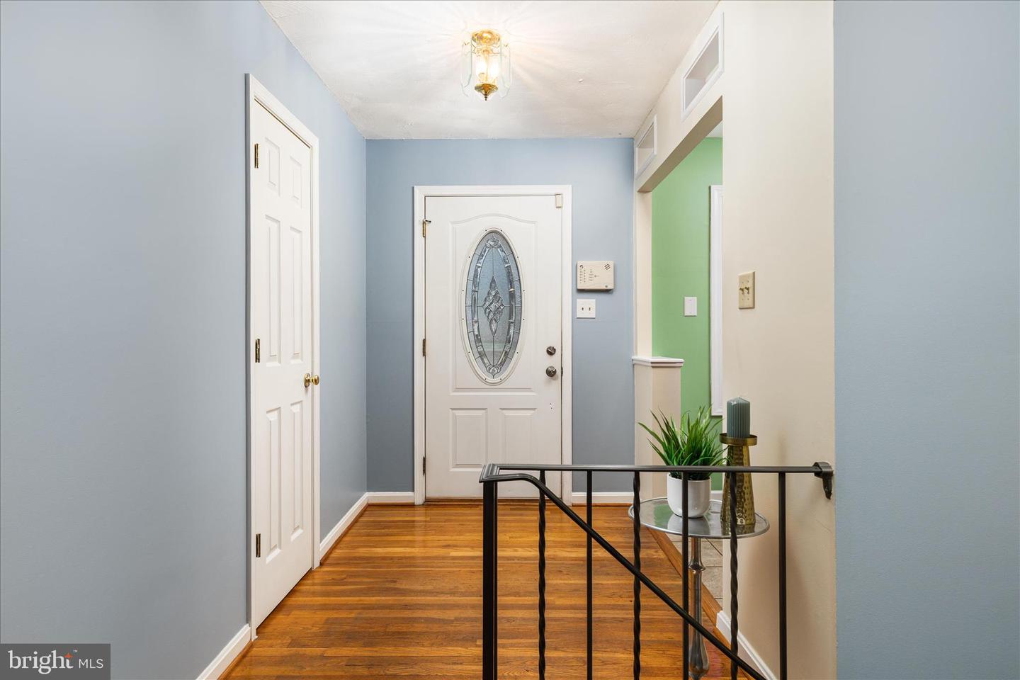 7398 ROXBURY AVE, MANASSAS, Virginia 20109, 4 Bedrooms Bedrooms, ,2 BathroomsBathrooms,Residential,For sale,7398 ROXBURY AVE,VAPW2112576 MLS # VAPW2112576