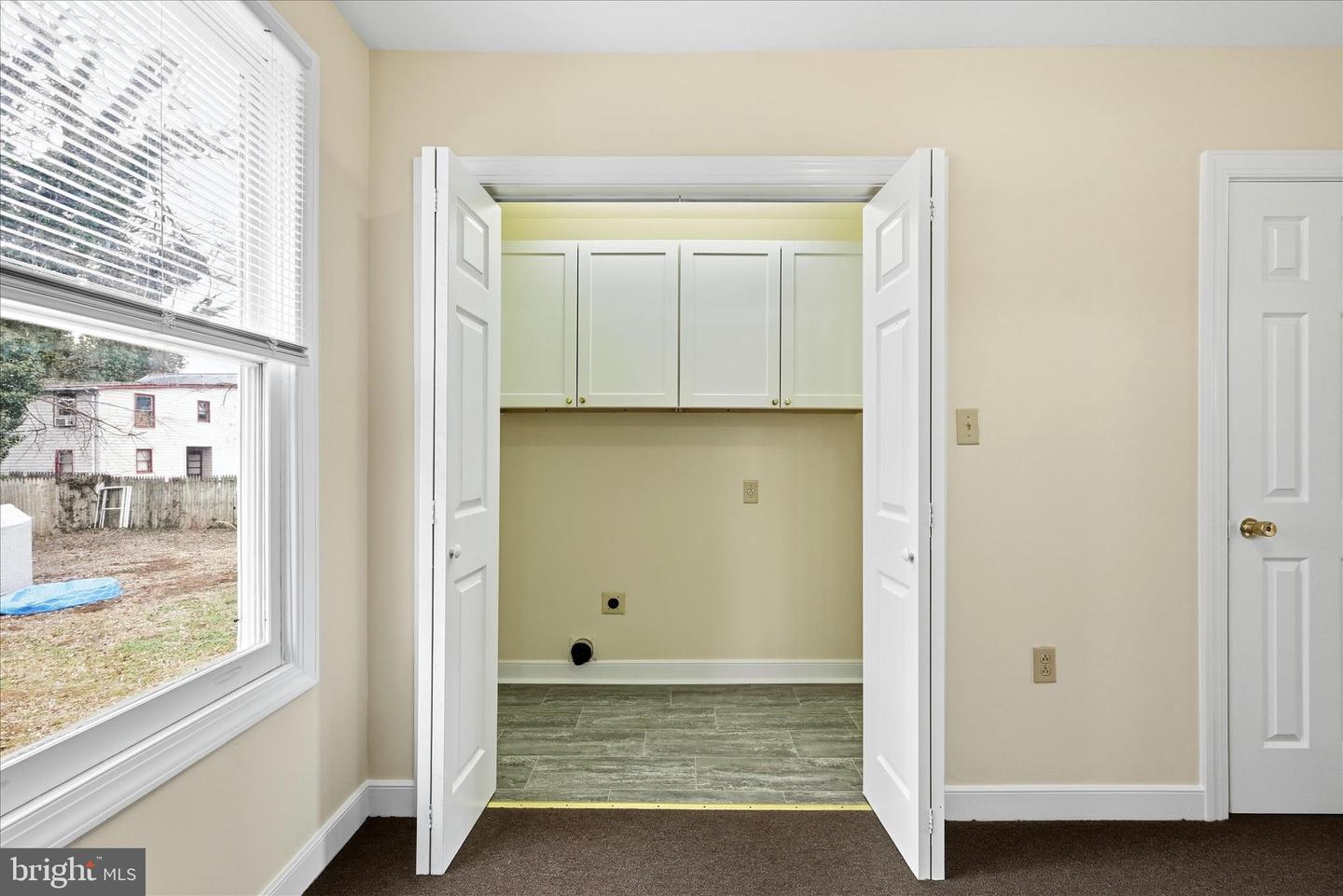 106 W SOUTHWERK ST, WINCHESTER, Virginia 22601, 3 Bedrooms Bedrooms, ,1 BathroomBathrooms,Residential,For sale,106 W SOUTHWERK ST,VAWI2009996 MLS # VAWI2009996